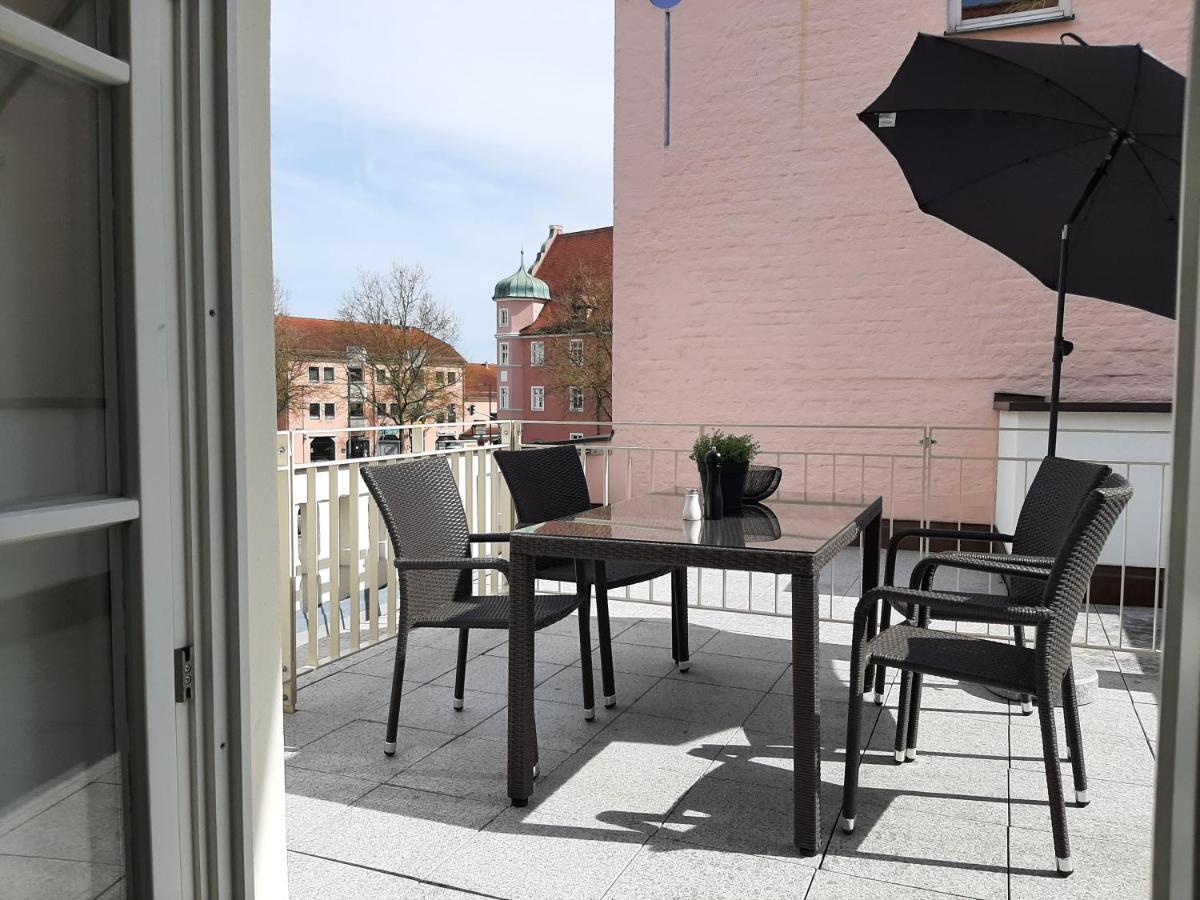 Apartment 4-6 Personen I 80Qm I Altstadt I Dachterasse I Parkplatz Straubing Exterior foto